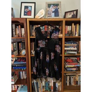 Free people lovely day dress black and purple floral euc sz l